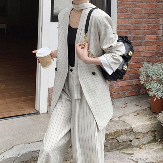 Tailleur Rayé Rétro